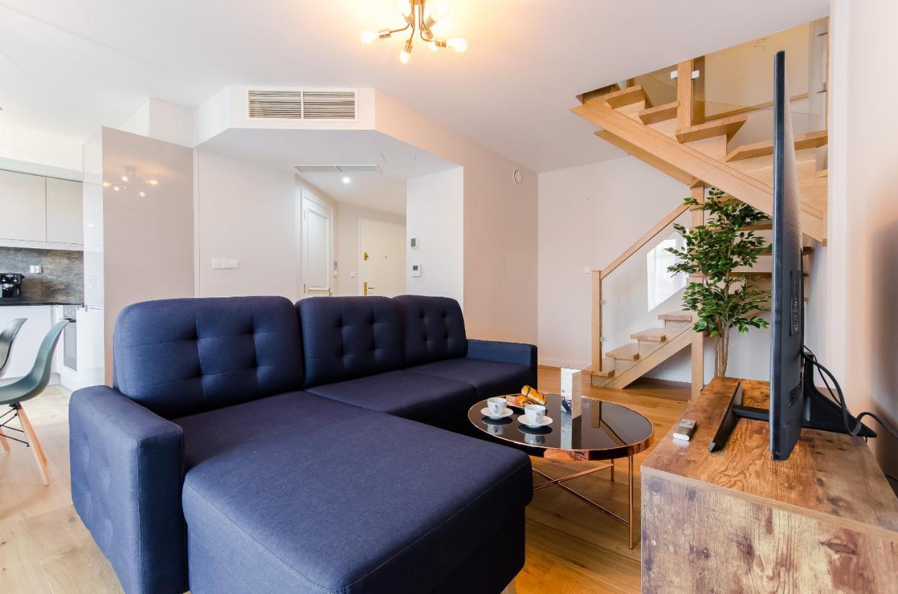 Kazimierz Penthouse With Private Terrace Lägenhet Kraków Exteriör bild